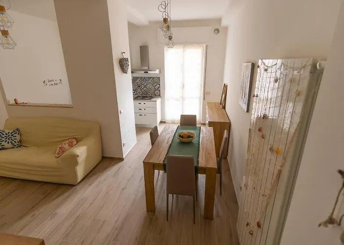 Casa Mari, 250 Mt Dalle Spiagge Apartmán Diano Marina